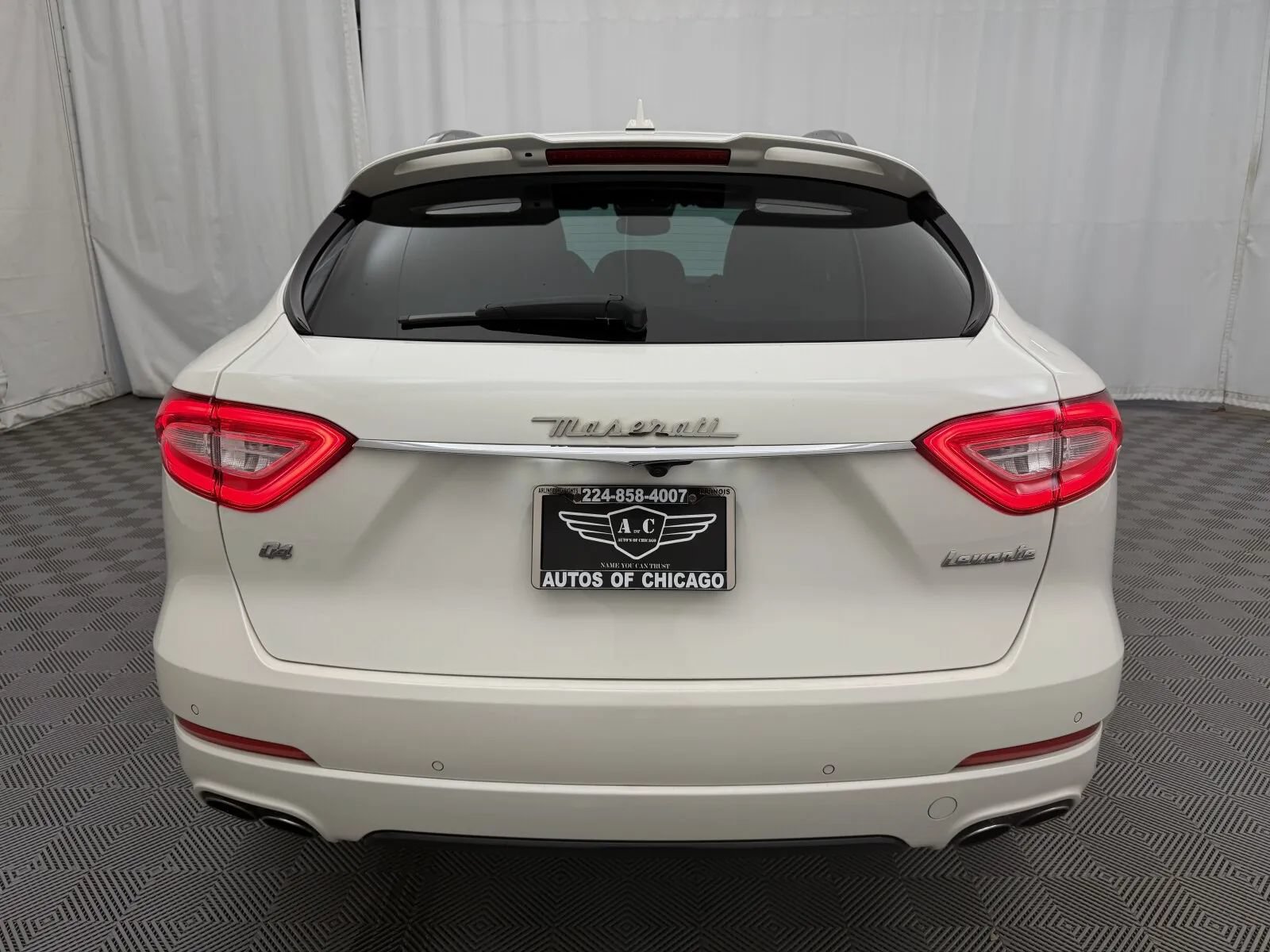 Used 2018 Maserati Levante GranSport AWD/4WD image 6
