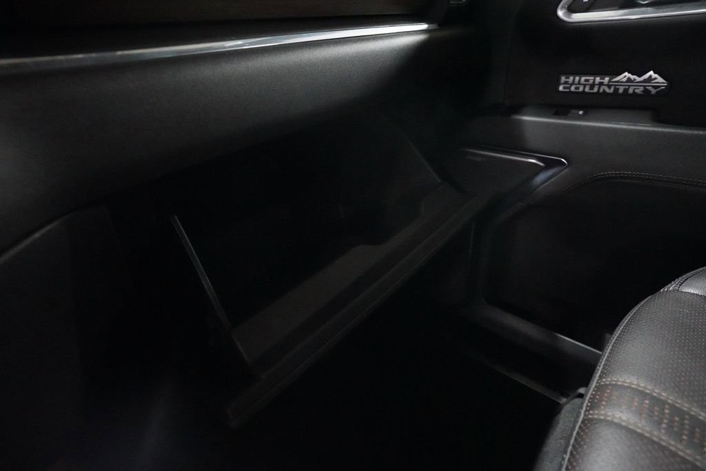 Certified 2023 Chevrolet Silverado 1500 High Country w/ Technology Package AWD/4WD image 28