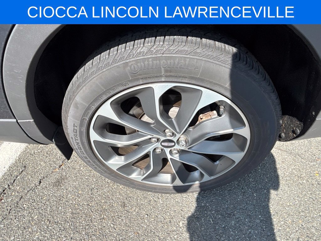 Used 2023 Lincoln Nautilus Reserve w/ Cargo Utility Package AWD/4WD image 9