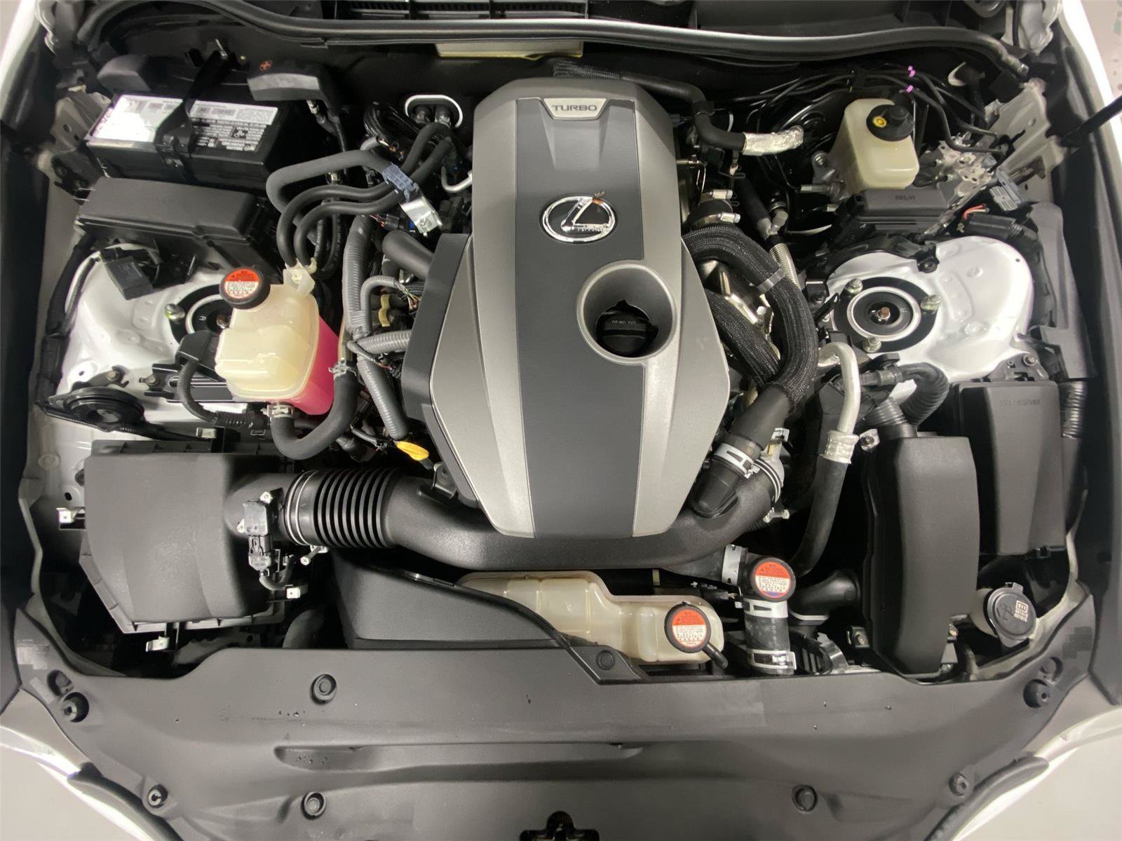 Used 2016 Lexus IS 200t w/ F Sport Package RWD image 22