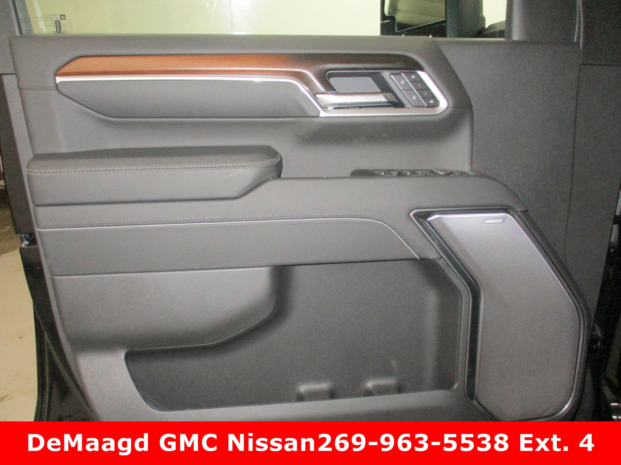 New 2025 GMC Sierra 2500 Denali w/ Technology Package image 15