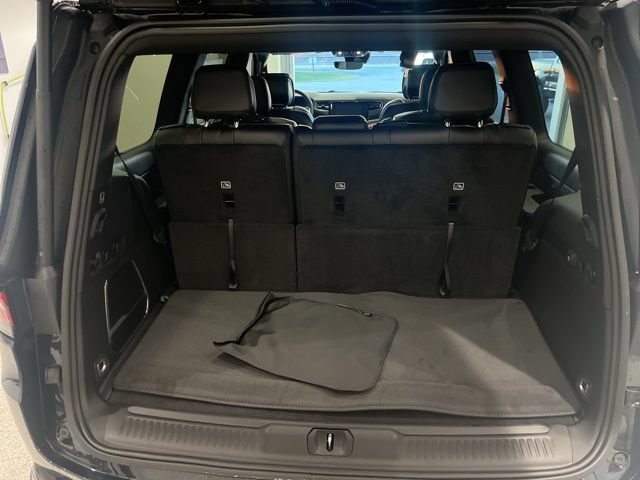 New 2025 Jeep Wagoneer Series II w/ Convenience Group I AWD/4WD image 16