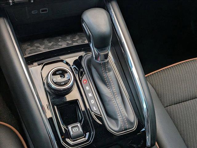 Used 2024 GMC Canyon AT4 AWD/4WD image 14