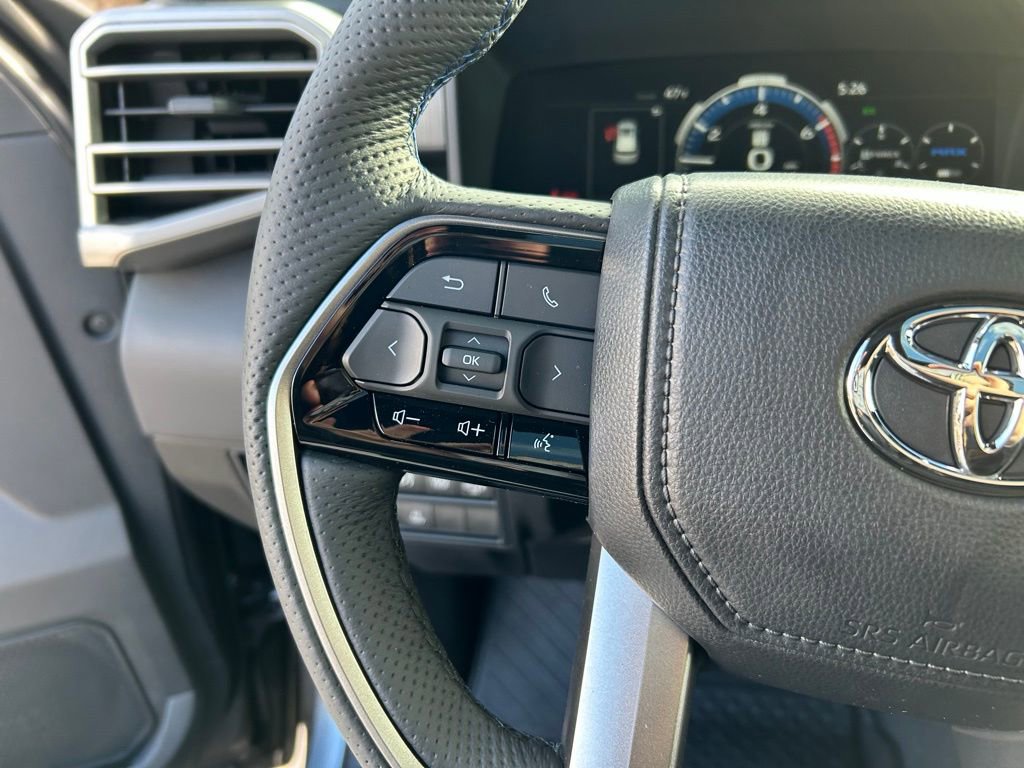 Used 2026 Toyota Sequoia Platinum AWD/4WD image 20