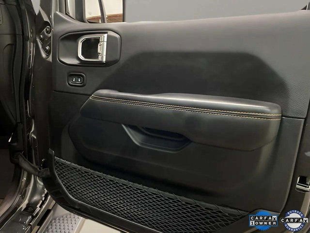 Used 2025 Jeep Wrangler Unlimited Sahara w/ Safety Group image 92