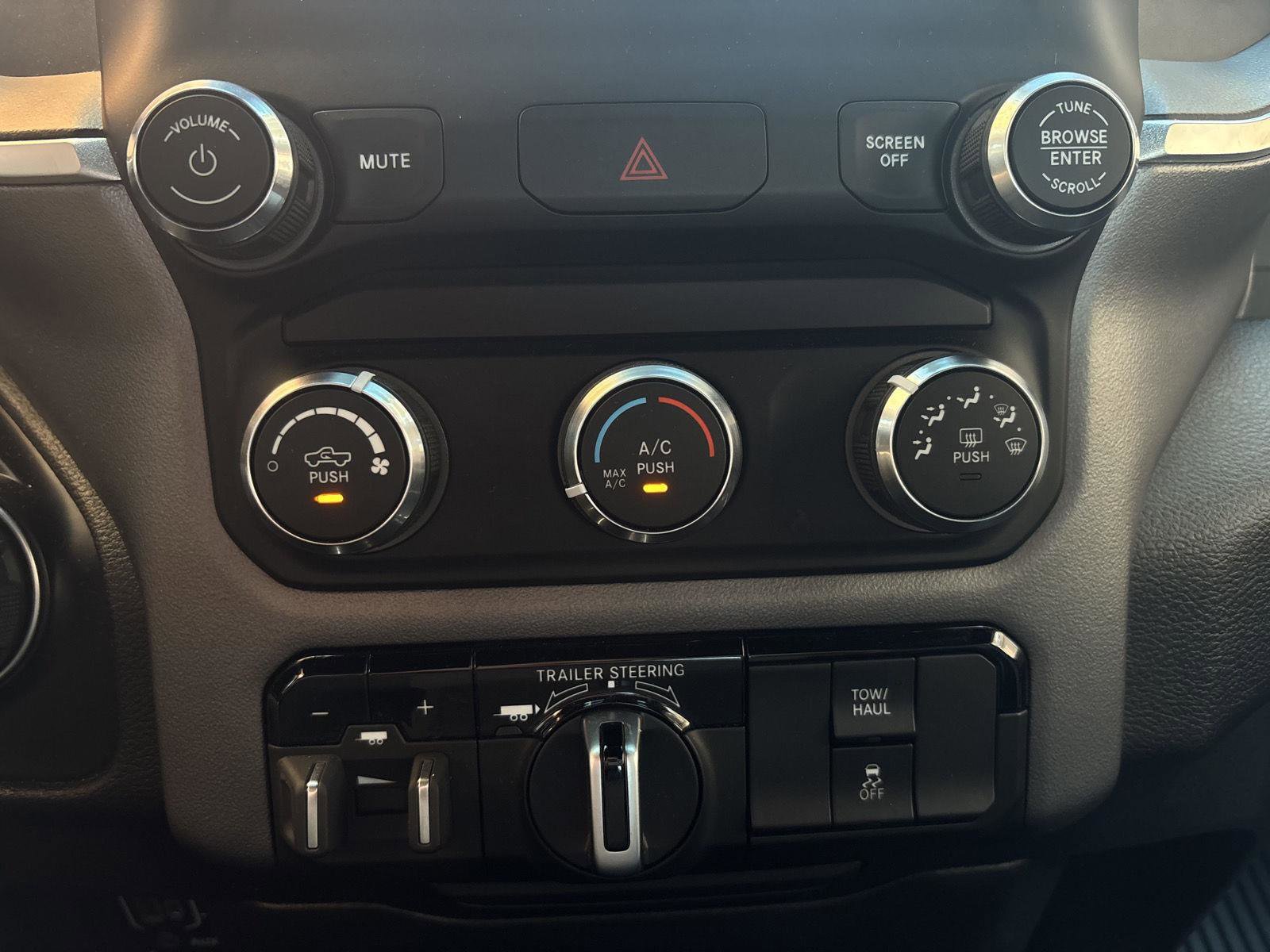 Used 2022 RAM 1500 Big Horn w/ Trailer Tow Group AWD/4WD image 19