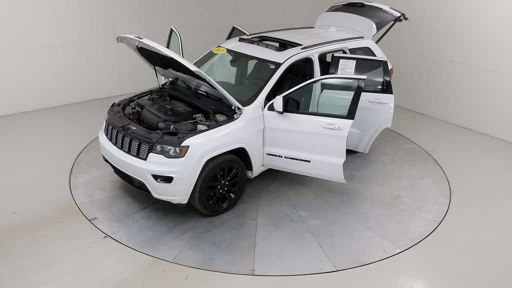 Used 2019 Jeep Grand Cherokee Altitude AWD/4WD image 53