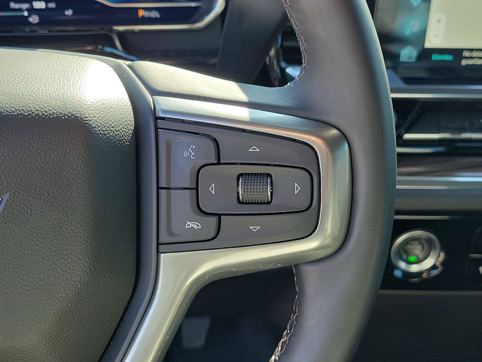 Used 2023 Chevrolet Silverado 1500 LT AWD/4WD image 23