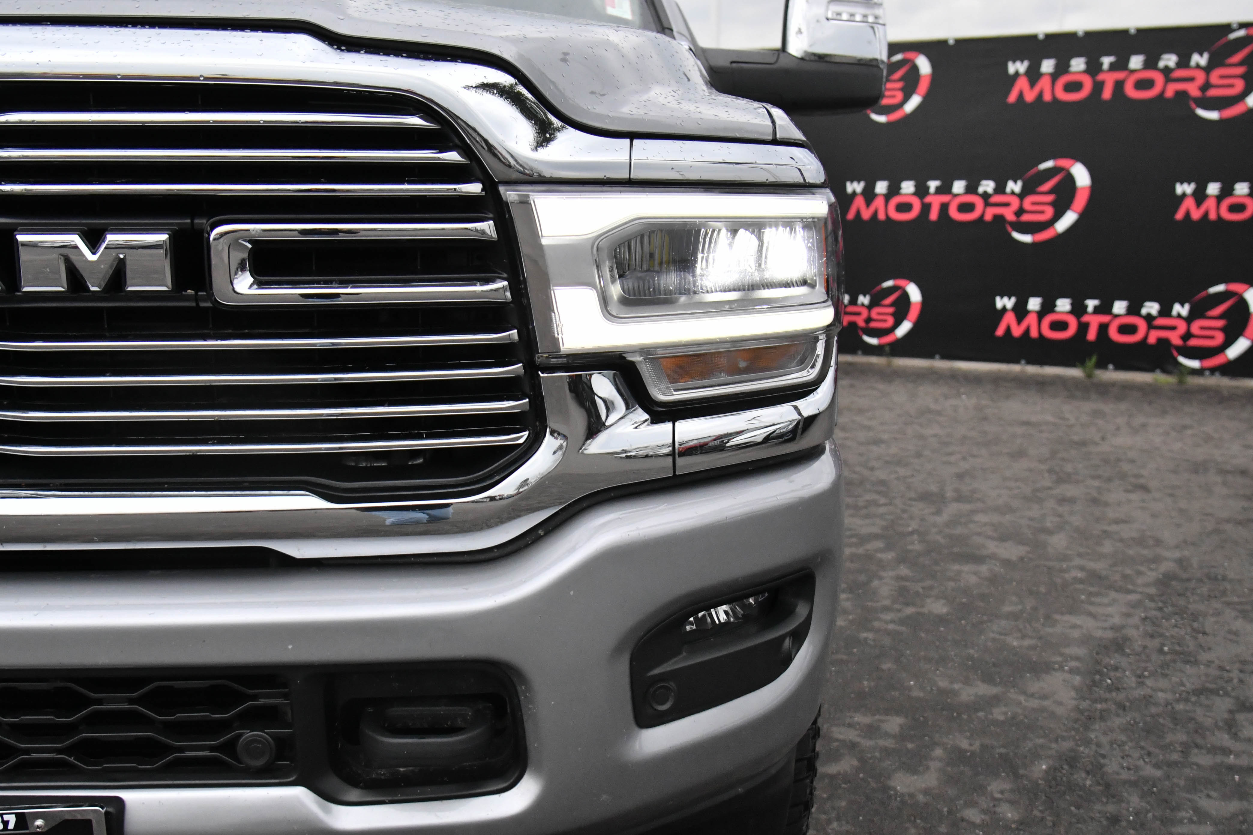 Used 2024 RAM 2500 Laramie image 11