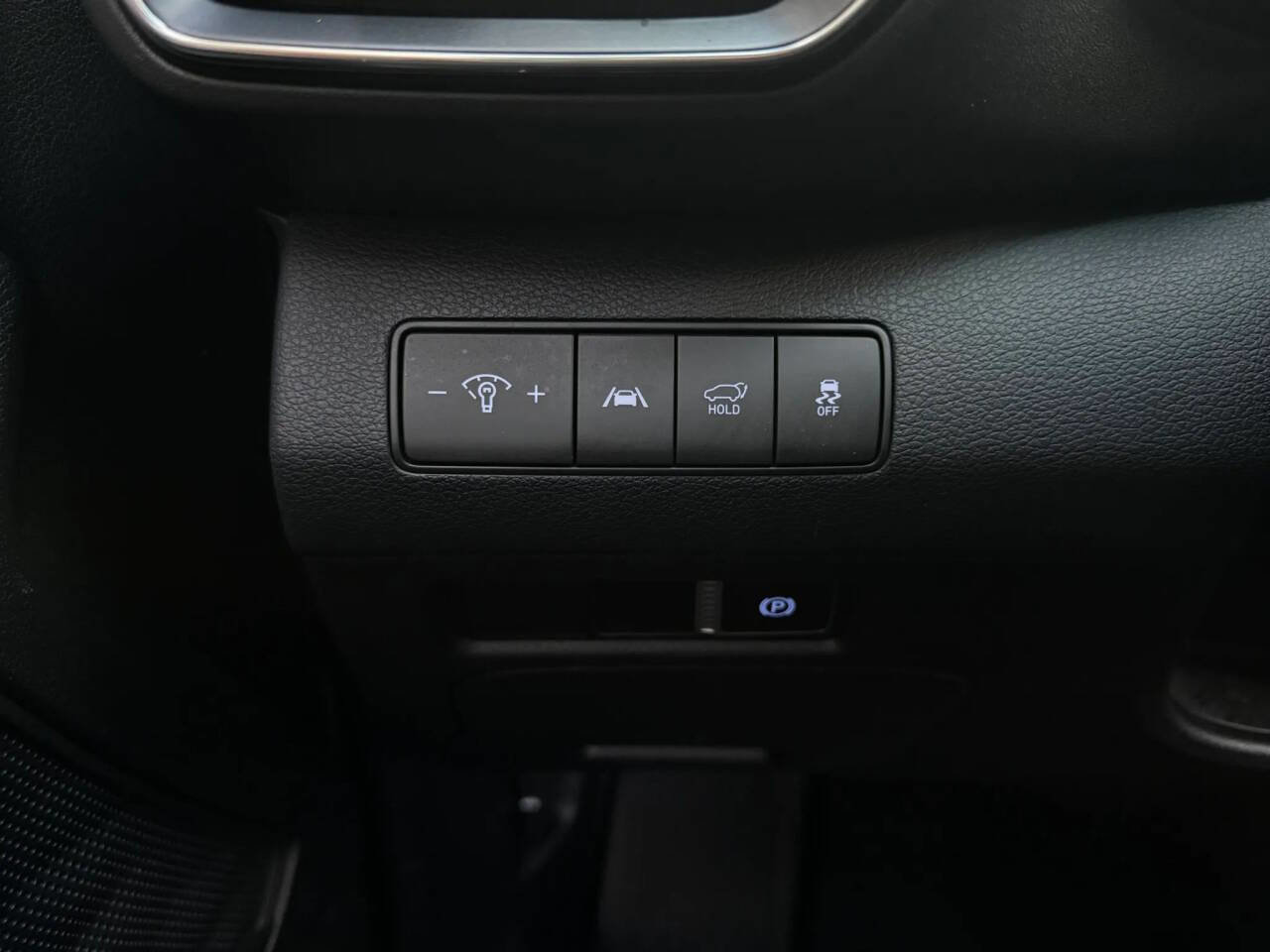 Used 2023 Hyundai Santa Fe SEL image 12