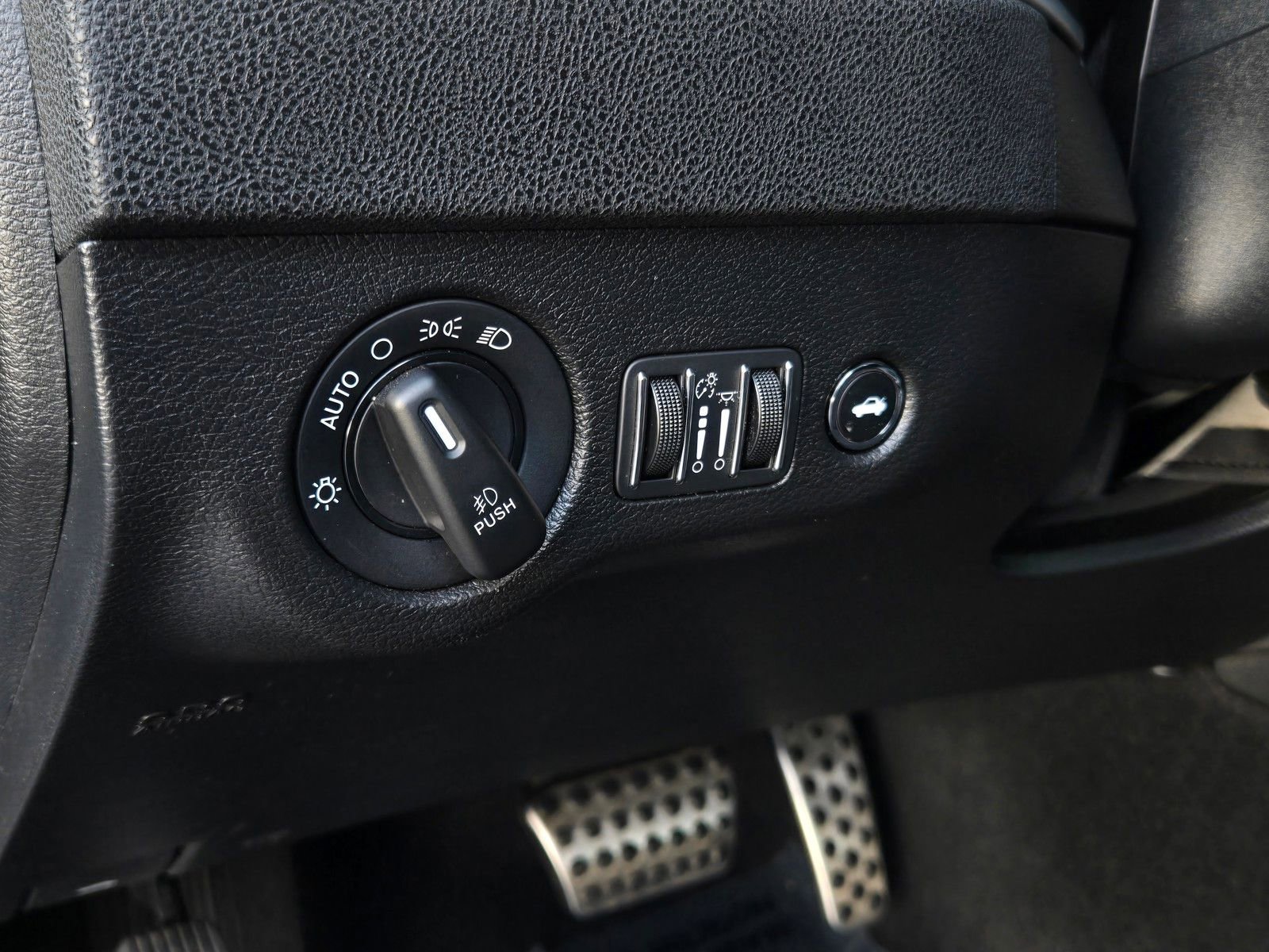 Used 2022 Dodge Charger R/T image 16