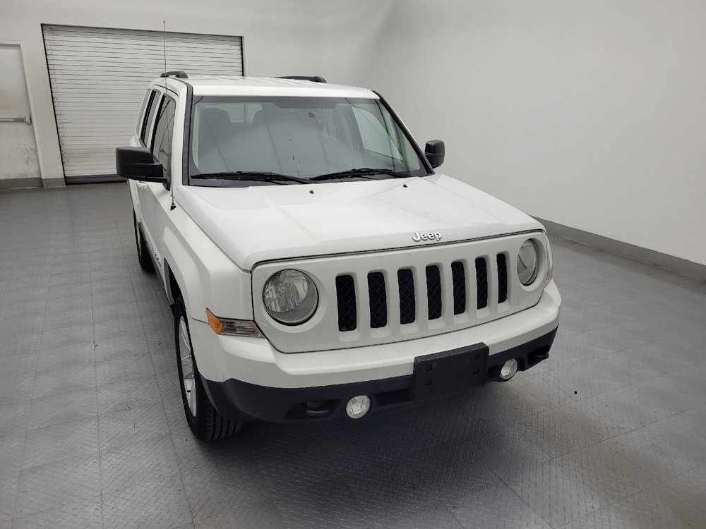 Used 2014 Jeep Patriot Latitude image 14