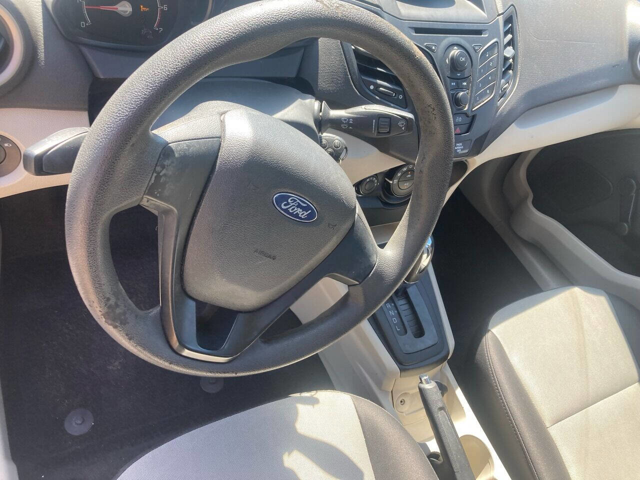 Used 2013 Ford Fiesta S w/ Convenience Pkg FWD image 13