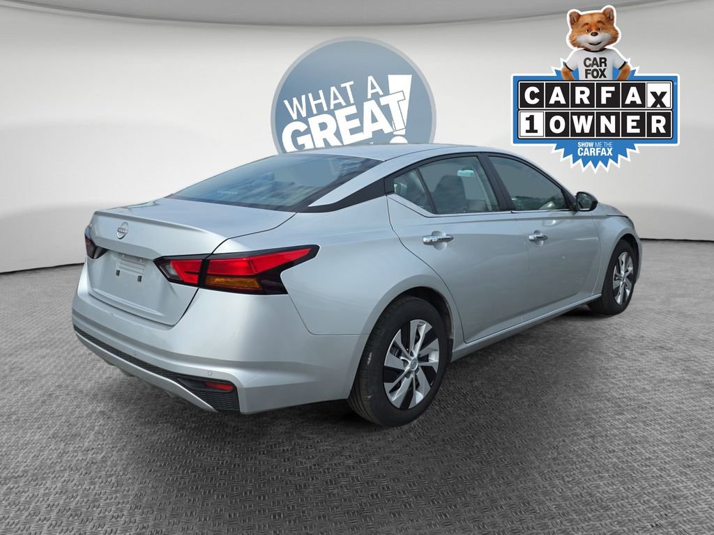 Used 2023 Nissan Altima 2.5 S FWD image 3