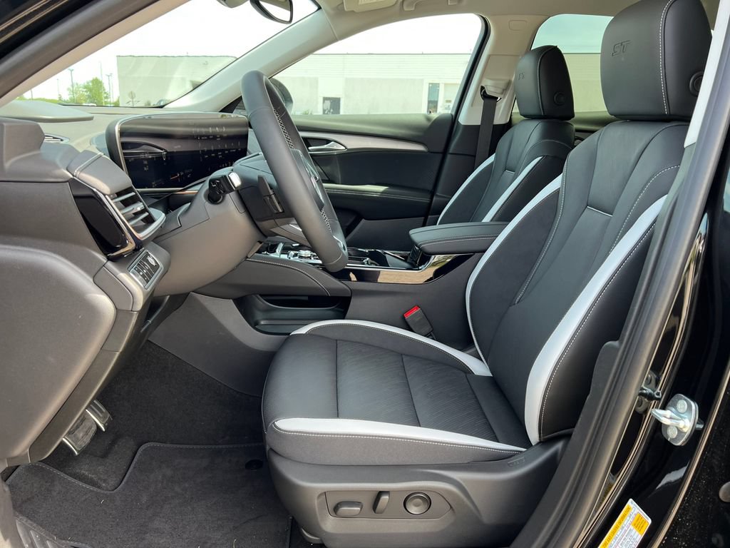 New 2026 Buick Envision Sport Touring AWD/4WD image 3