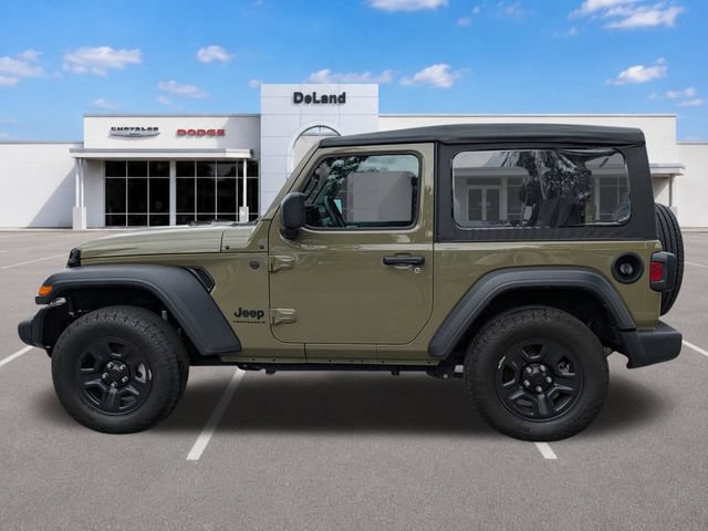 Used 2025 Jeep Wrangler Sport AWD/4WD image 9