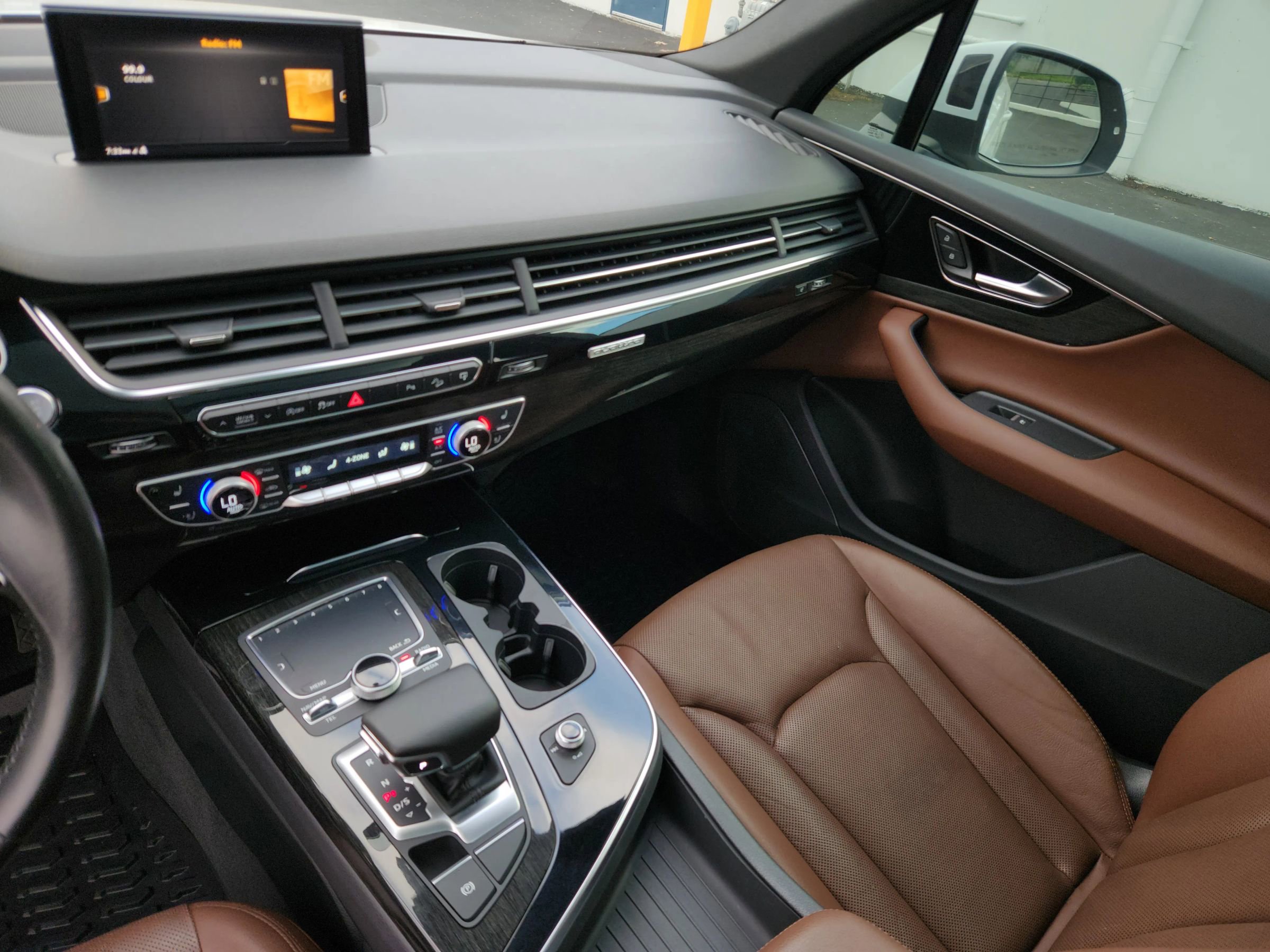 Used 2017 Audi Q7 3.0T Premium Plus image 10