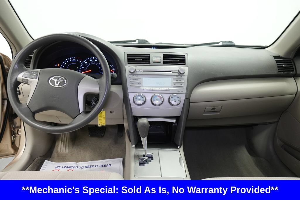 Used 2010 Toyota Camry LE FWD image 24