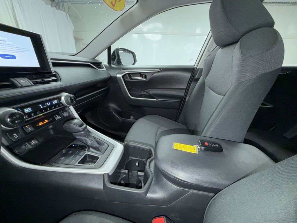 Certified 2023 Toyota RAV4 XLE w/ Convenience Package image 7