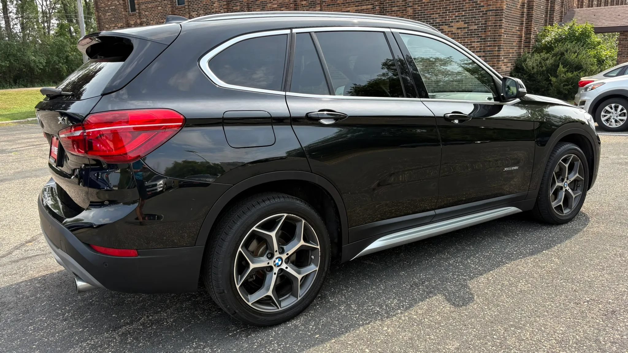 Used 2016 BMW X1 xDrive28i AWD/4WD image 11