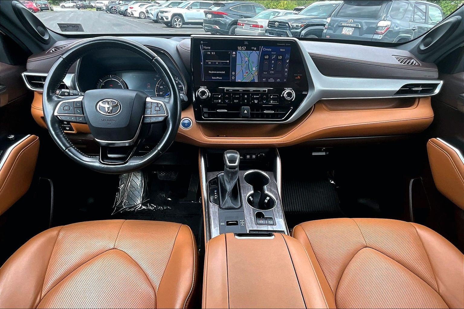 Used 2021 Toyota Highlander Platinum AWD/4WD image 14