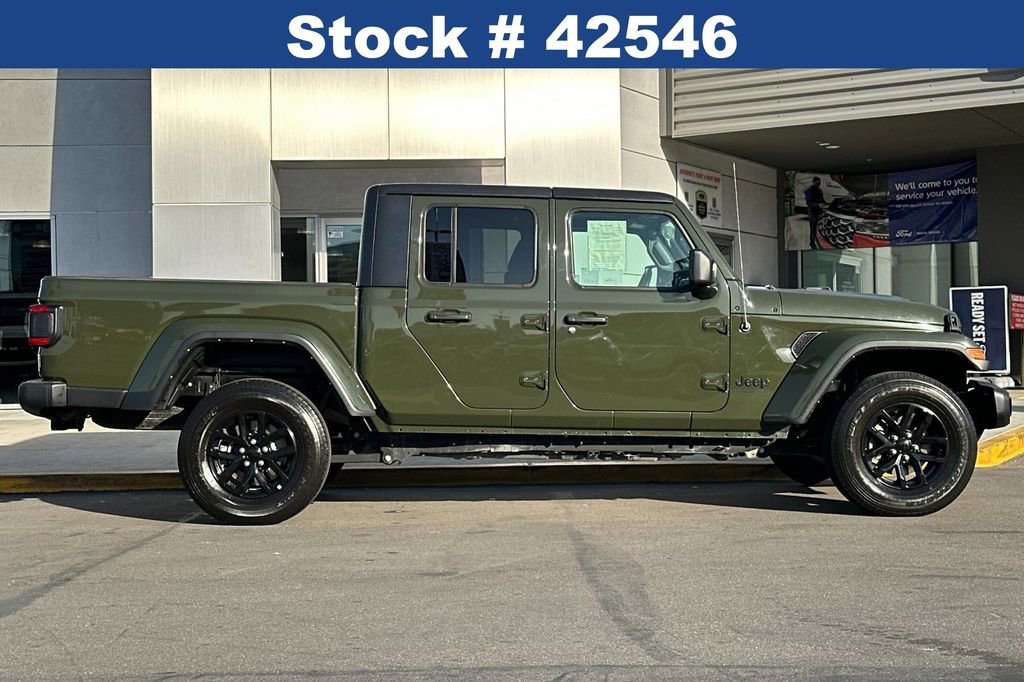 Used 2021 Jeep Gladiator Sport image 4