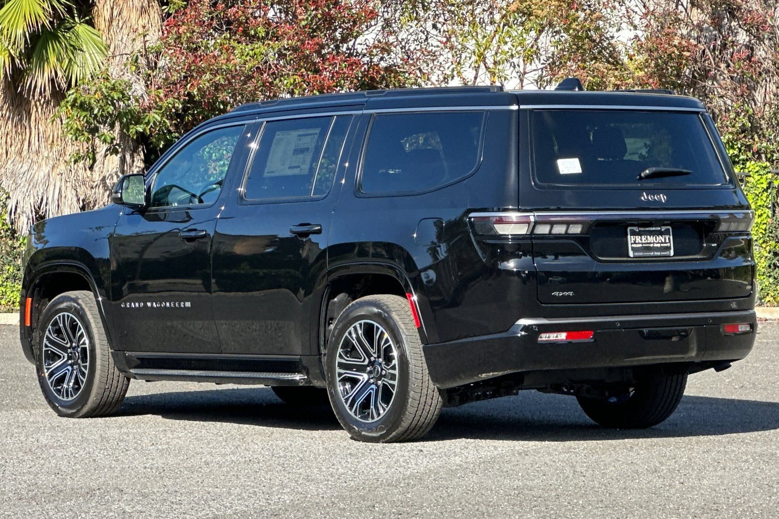 New 2026 Jeep Grand Wagoneer 4WD image 5