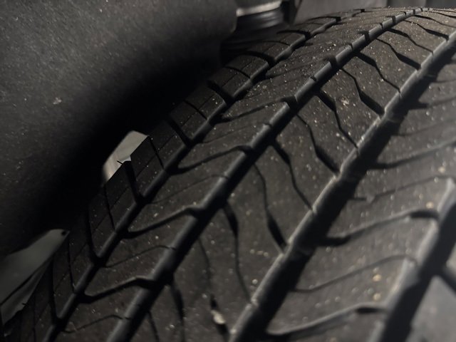 Used 2023 Chevrolet Equinox LT w/ Driver Convenience Package image 36