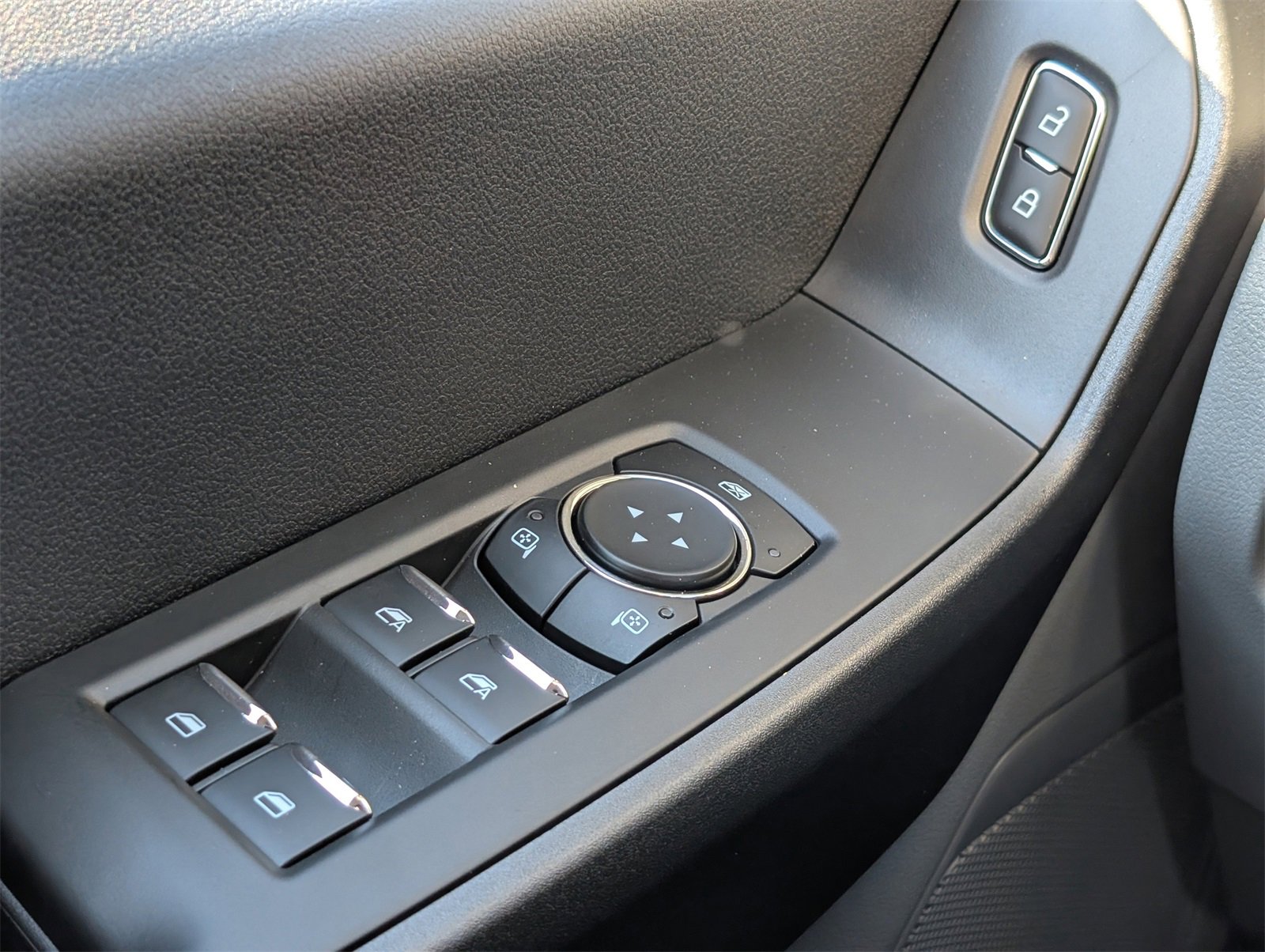 New 2026 Ford F250 XL w/ XL Chrome Package image 19