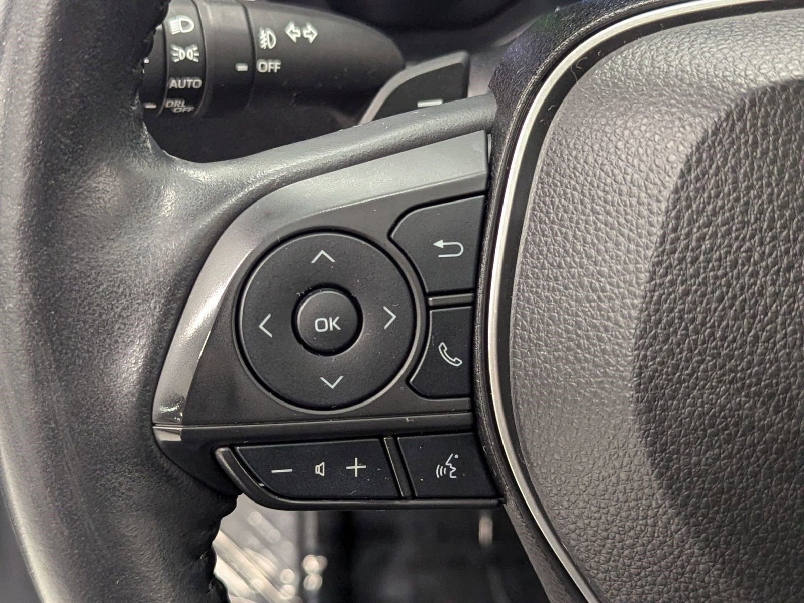 Used 2023 Toyota Corolla Cross XSE image 13