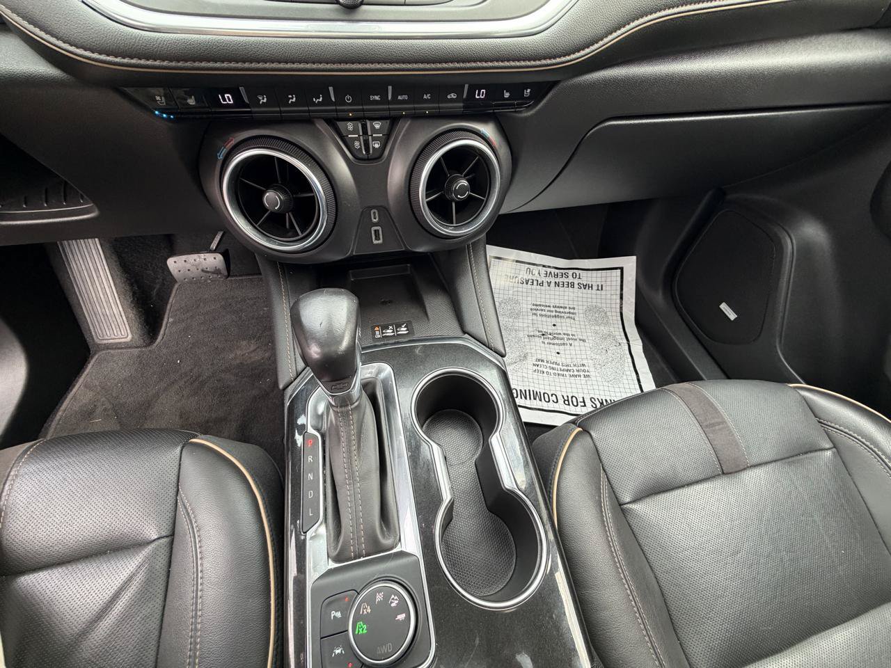 Used 2019 Chevrolet Blazer Premier w/ Sun and Wheels Package AWD/4WD image 17