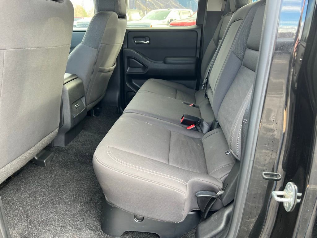 Used 2023 Nissan Frontier SV image 26