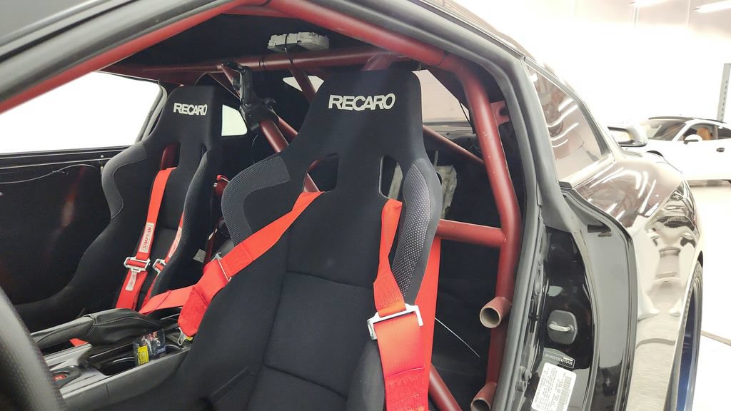 Used 2014 Nissan GT-R Black Edition AWD/4WD image 32