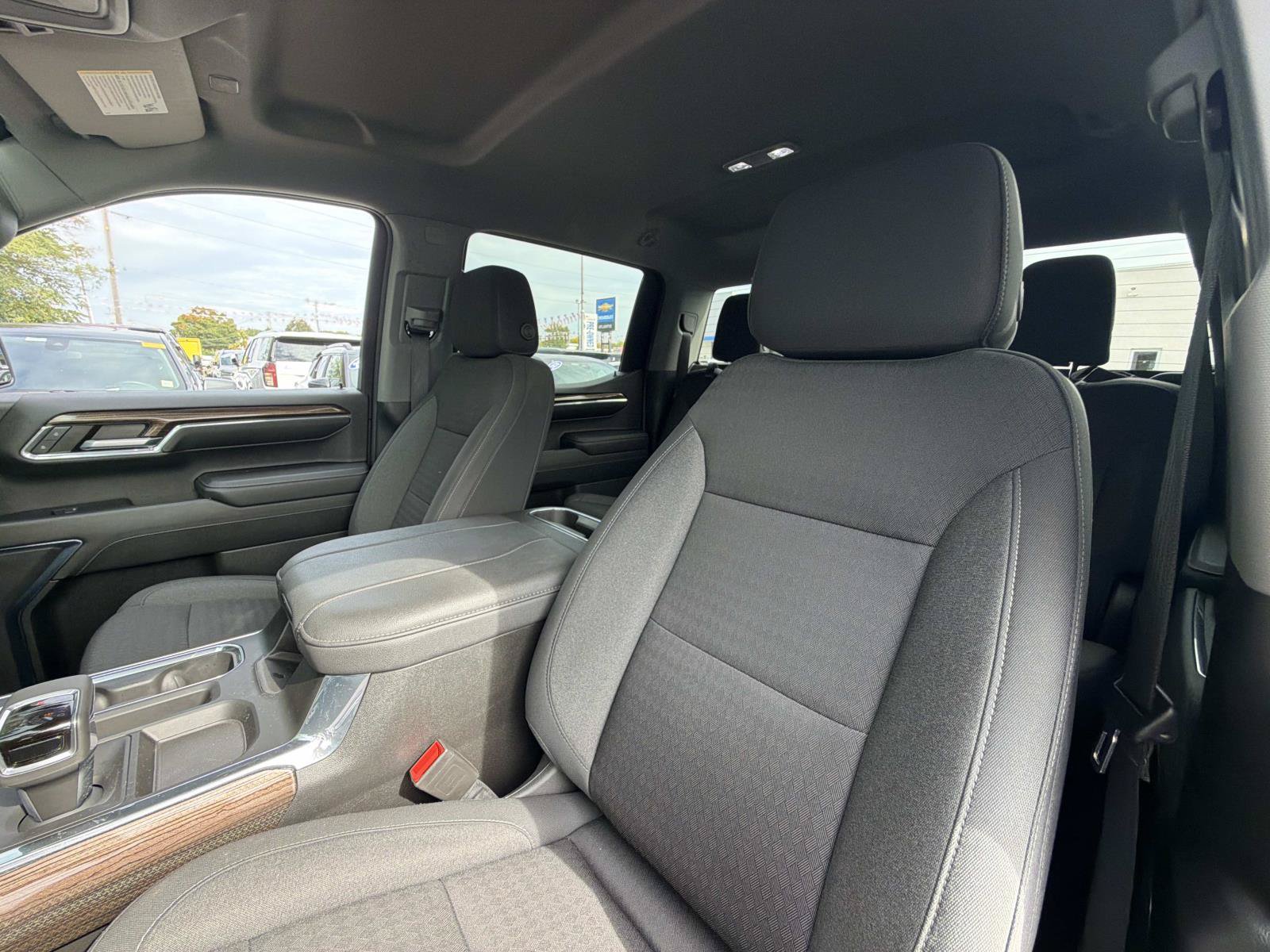 Certified 2023 Chevrolet Silverado 1500 RST AWD/4WD image 19