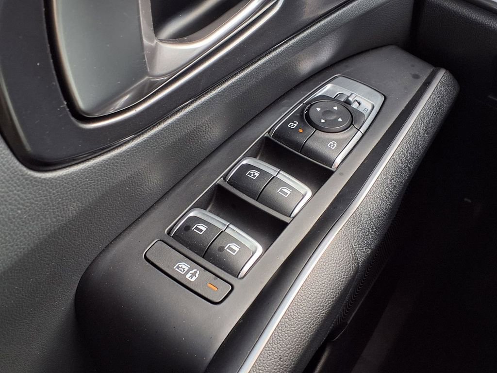 Used 2025 Kia Sorento S w/ Panoramic Sunroof Package image 19