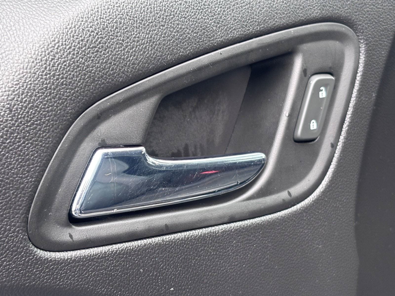 Used 2021 GMC Canyon Denali RWD image 19