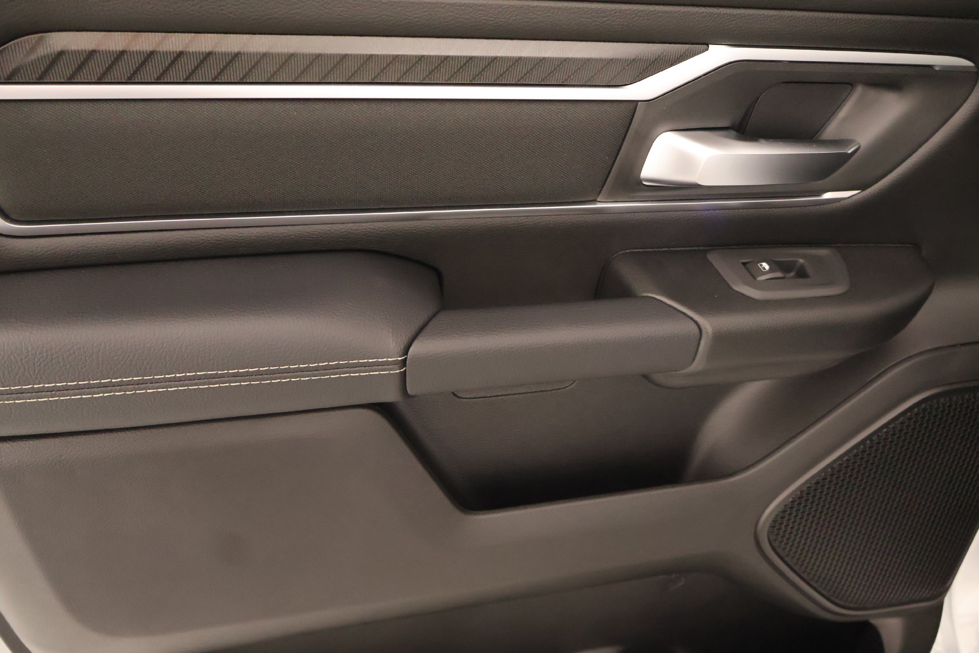 New 2026 RAM 1500 Lone Star AWD/4WD image 17