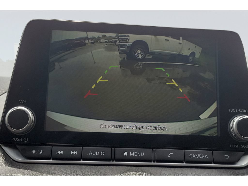 Used 2023 Nissan Sentra SV w/ All-Weather Package FWD image 16