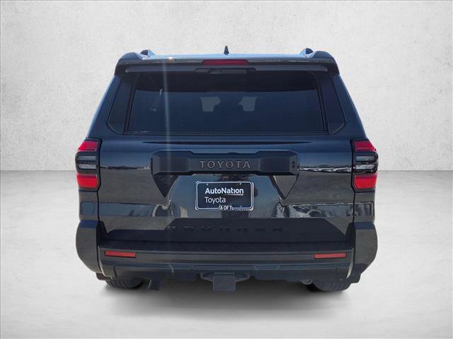 Certified 2025 Toyota 4Runner SR5 AWD/4WD image 6