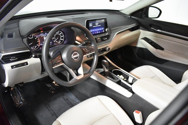 Certified 2023 Nissan Altima 2.5 SV image 13