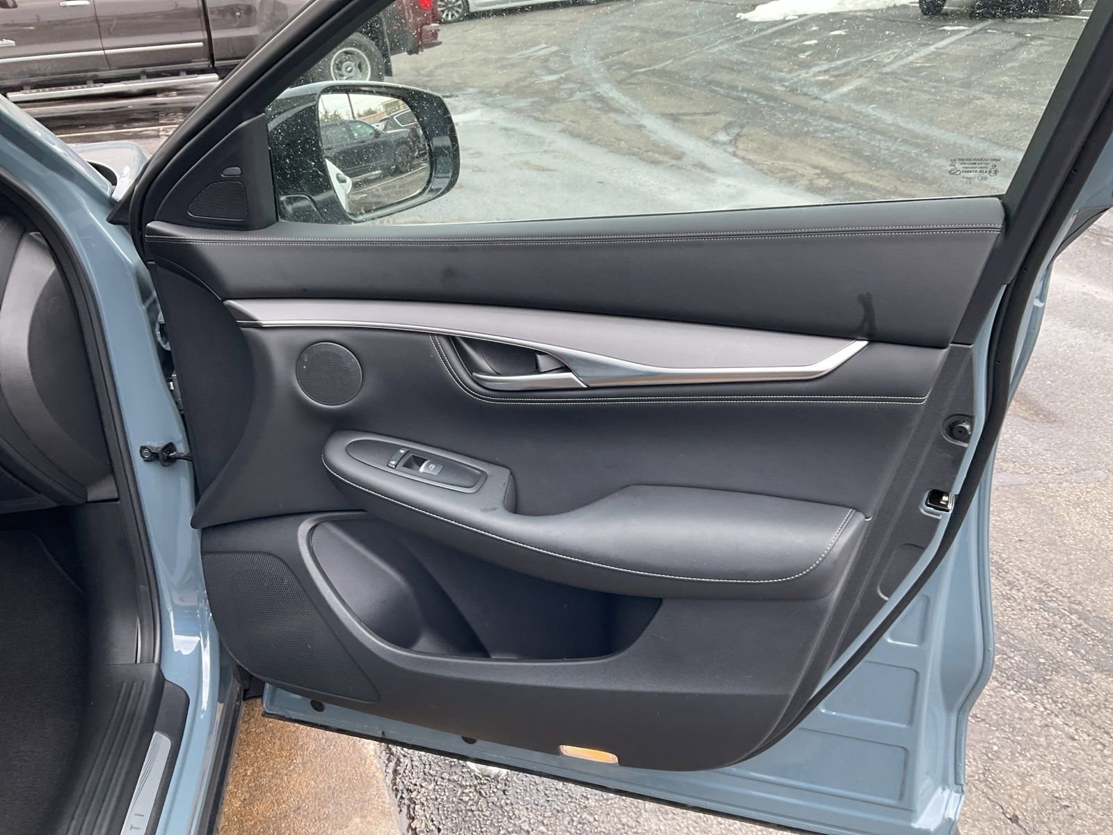 Used 2024 INFINITI QX55 Luxe w/ Cargo Package image 33