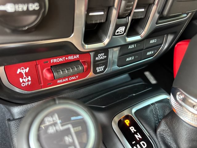 New 2027 Jeep Wrangler Unlimited Rubicon AWD/4WD image 24