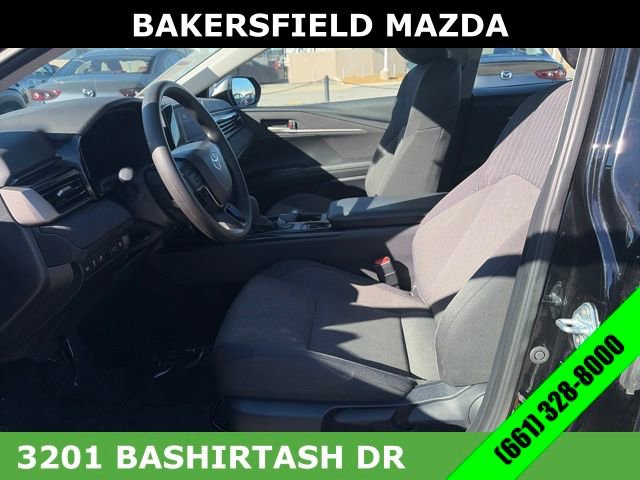 Used 2025 Toyota Camry LE image 9