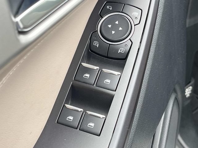 Used 2020 Ford Explorer Limited RWD image 32