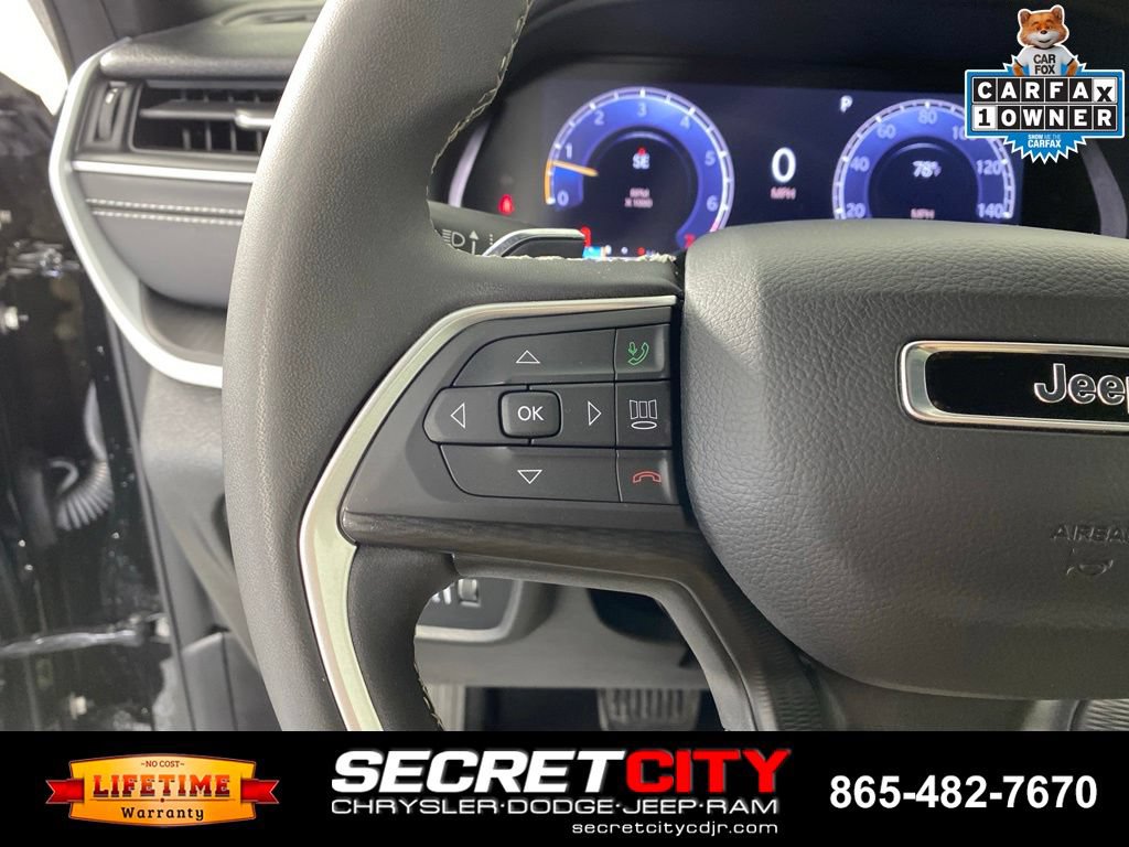 Used 2024 Jeep Grand Cherokee L Laredo AWD/4WD image 14