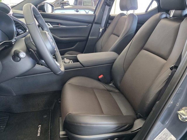 New 2026 MAZDA MAZDA3 Hatchback w/ Appearance Package image 7