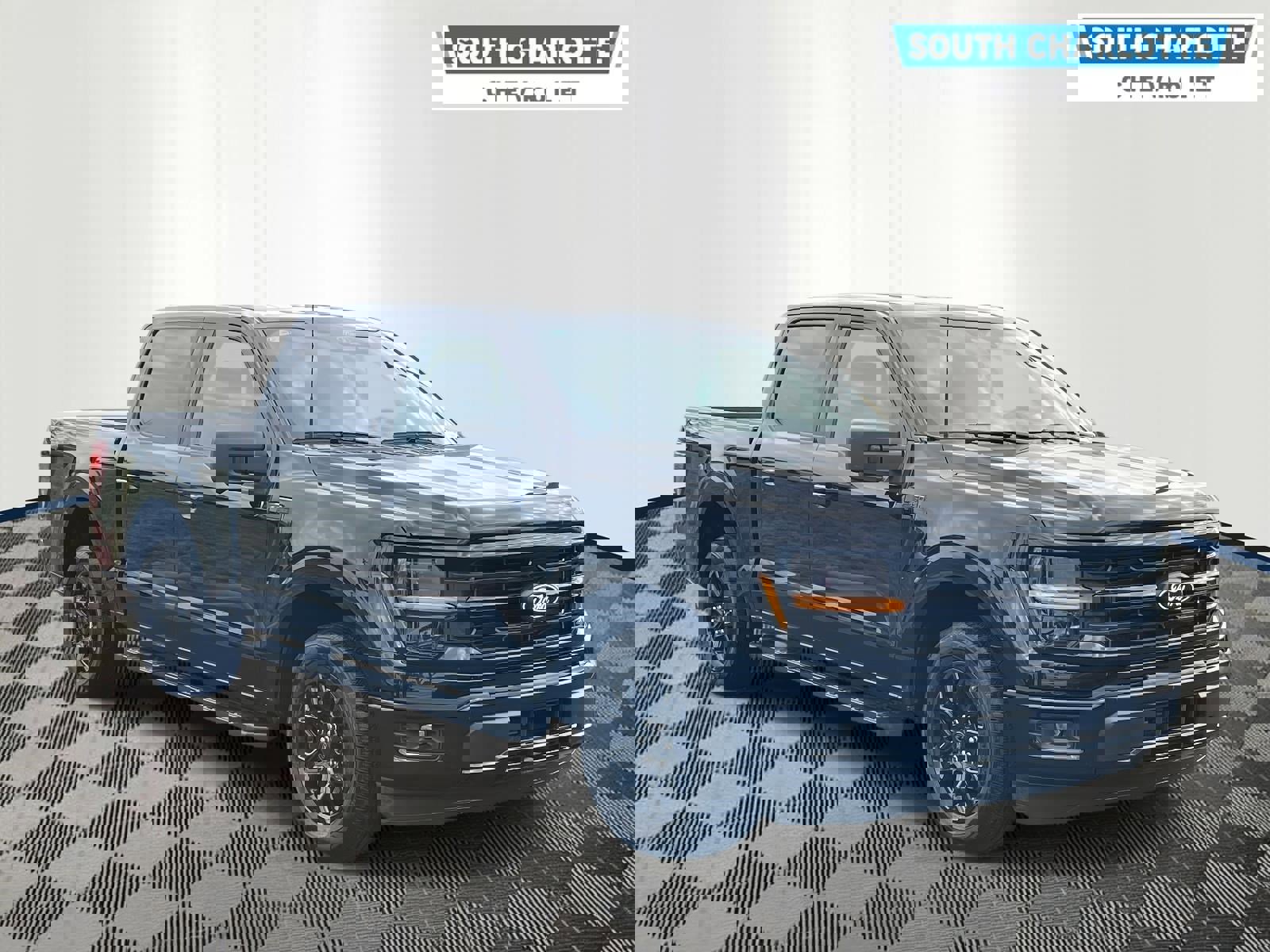 Used 2024 Ford F150 XLT w/ XLT Black Appearance Package image 3