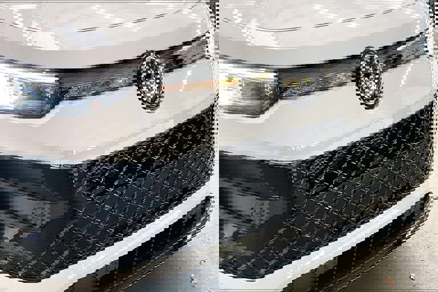 New 2026 Volkswagen Tiguan SE R-Line image 34