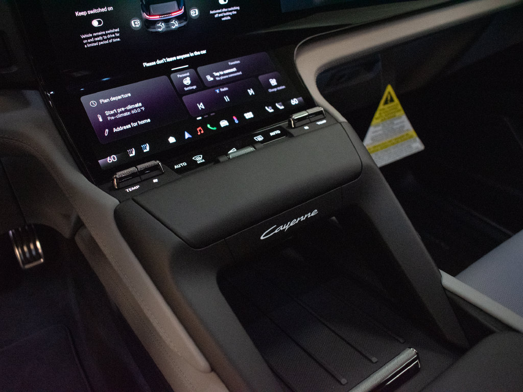 New 2026 Porsche Cayenne Electric AWD/4WD image 31