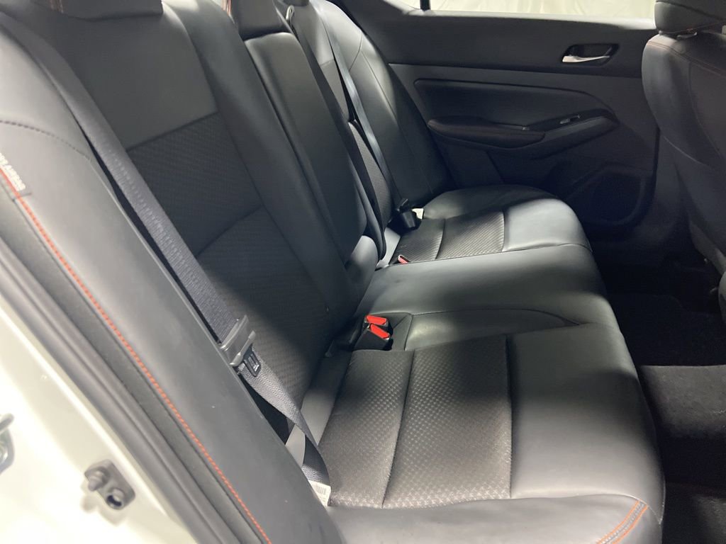 Used 2025 Nissan Altima 2.5 SR image 11